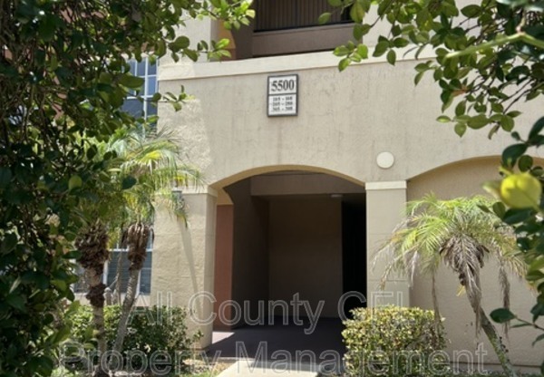 5500 Metrowest Blvd. Unit  301