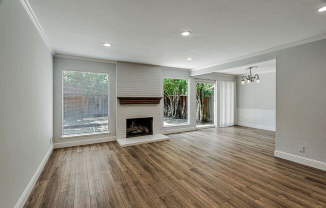 652 Vasona Ave