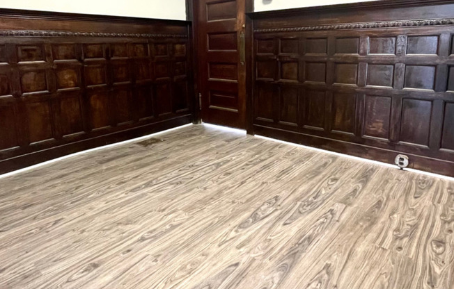 1 bed, 1 bath, 782 sqft, $675, Unit 216 Park Ave