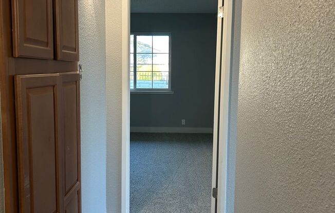 1 bed, 1 bath, 700 sqft, $1,425, Unit 50