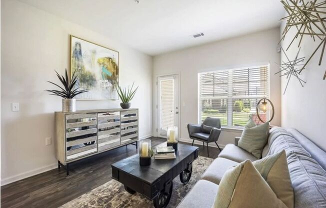 2 beds, 2 baths, 1,074 sqft, $1,280, Unit 332