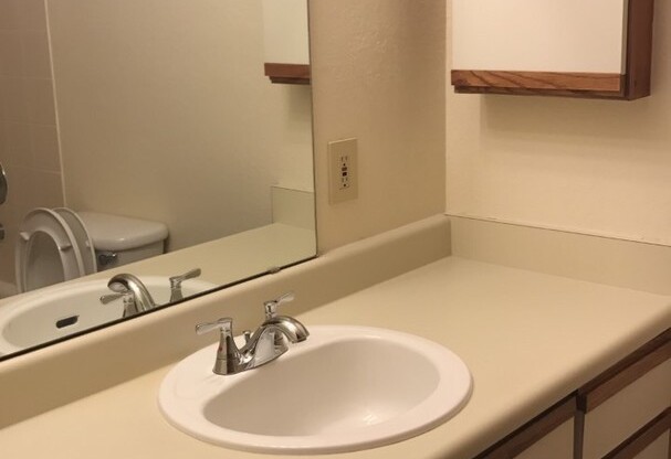 1 bed, 1 bath, 616 sqft, $1,595, Unit 312