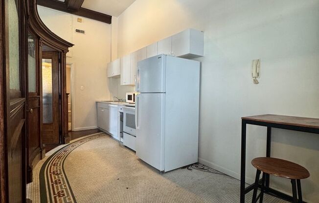 1 bed, 1 bath, 550 sqft, $1,200, Unit 202