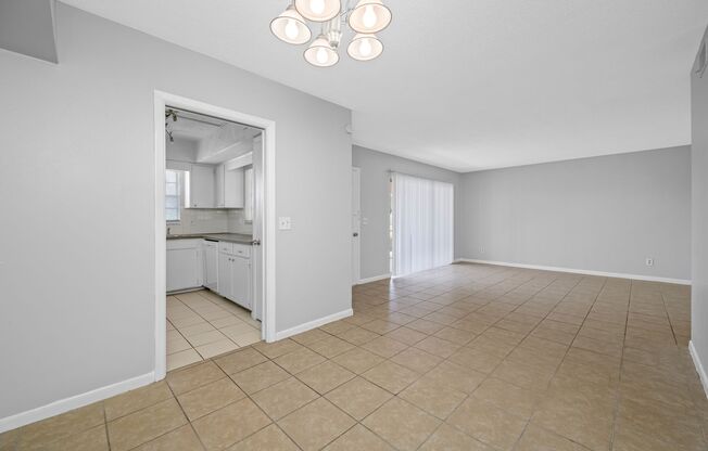 2 beds, 1.5 baths, 1,000 sqft, $1,345, Unit 50-07