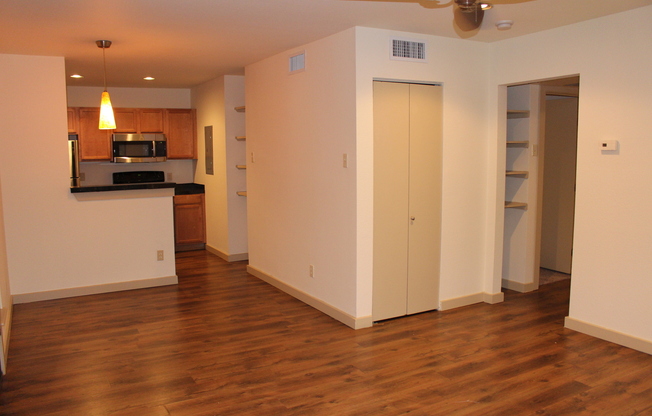 209-E Eden at Avondale