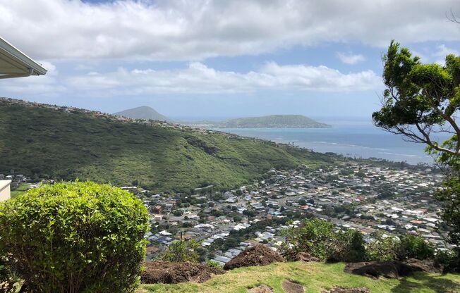 Kahalakua House