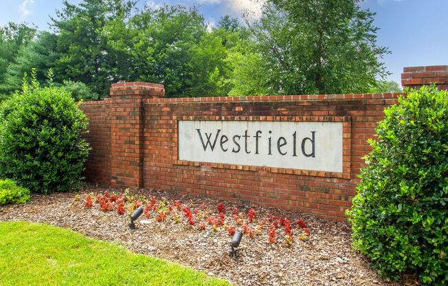 Lovely 1BE/1BA that is well maintained condo in sought after Westfield Subdivision!