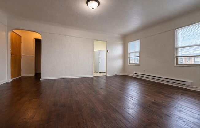 1 bed, 1 bath, 749 sqft, $1,695, Unit 0305