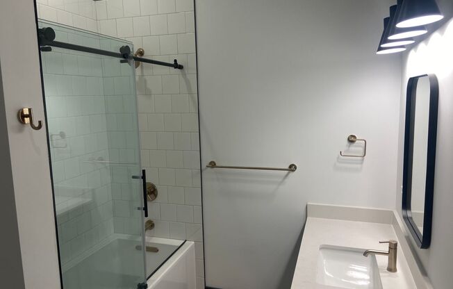 2 beds, 2 baths, 1,077 sqft, $2,500, Unit 501