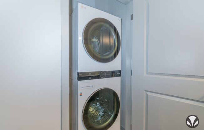 1 bed, 1 bath, 728 sqft, $1,295, Unit YH-1030