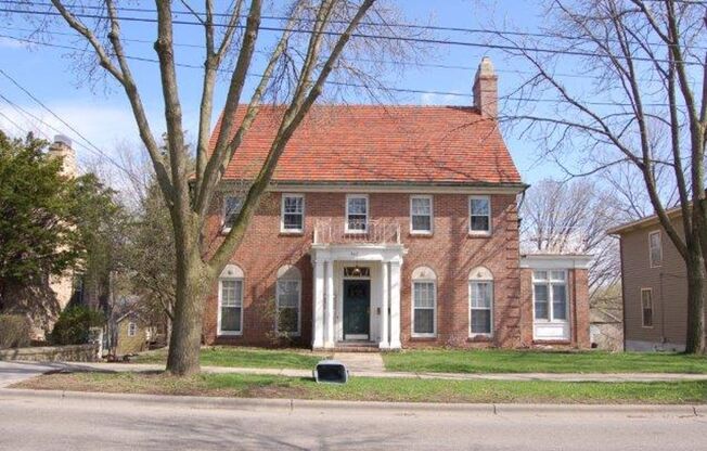 637 East Gorham Street