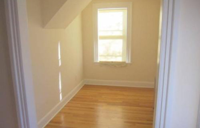 Spacious & Stylish 2BR Apartment - Prime Wooster Square Location