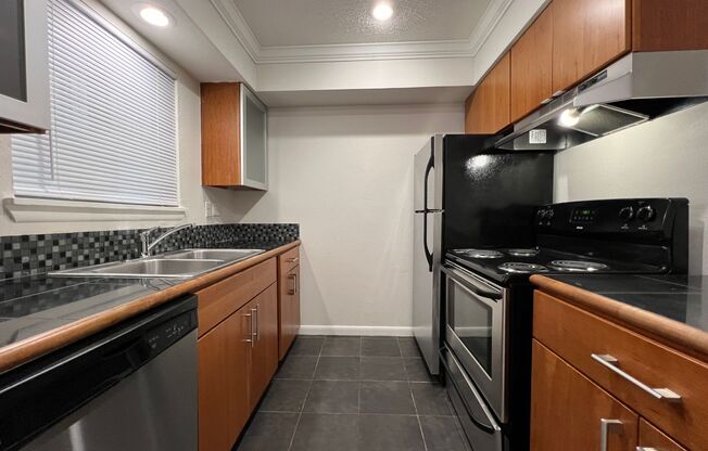 2 beds, 1 bath, 856 sqft, $1,634, Unit WIL-116