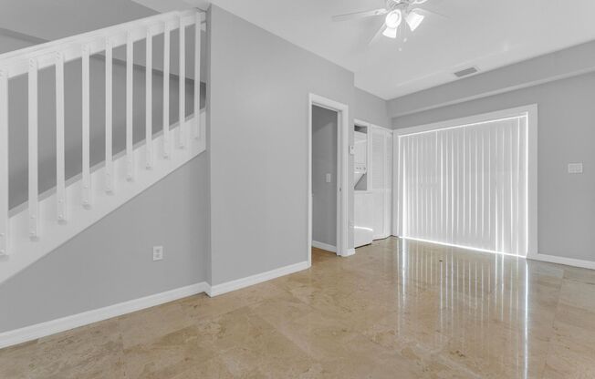 1 bed, 1.5 baths, 693 sqft, $1,950, Unit 208