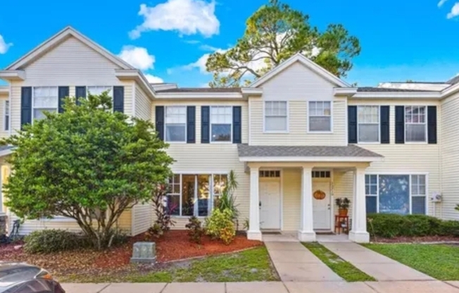 13706 FRST LK DR