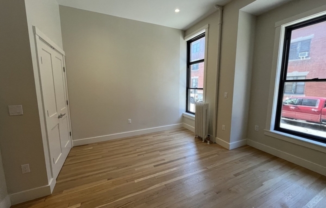Studio, 1 bath, 400 sqft, $2,500, Unit 110