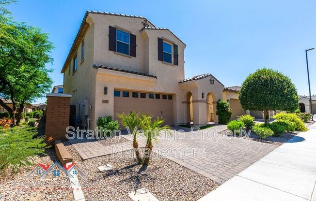 2833 E EBONY DR