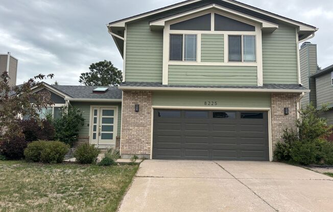 Single Family - 4 Bed 3.5 Bath - MileStone Real Estate Services