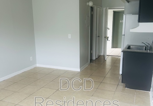 4115 E LINEBAUGH AVE