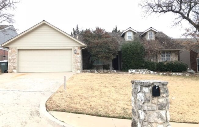 Spacious home for a Great Price! Edmond Schools