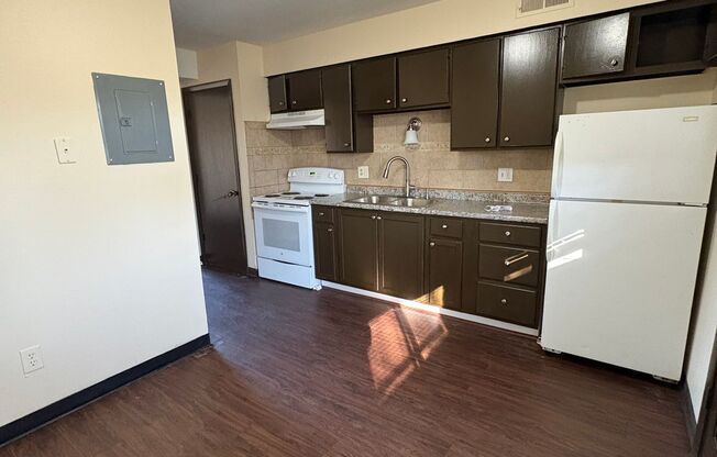 2401 Rocklyn Drive & 6820 Holcomb Avenue