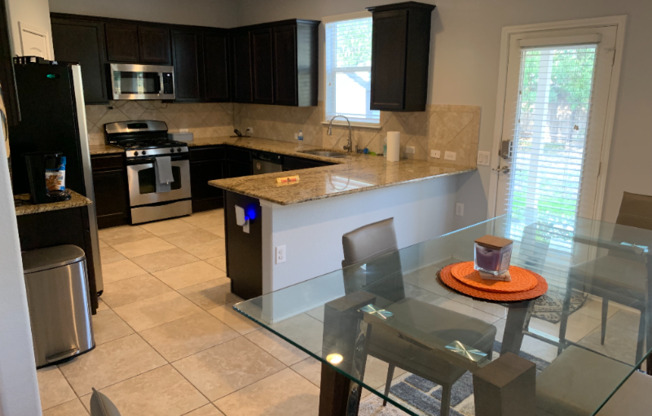 5900 ZACHARY SCOTT ST