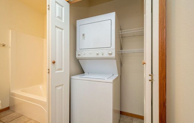 1 bed, 1 bath, 737 sqft, $1,420, Unit 3108