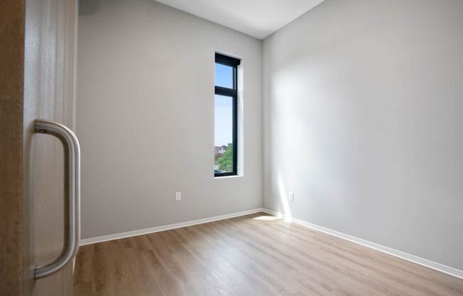 1 bed, 1 bath, 625 sqft, $1,325, Unit 1213