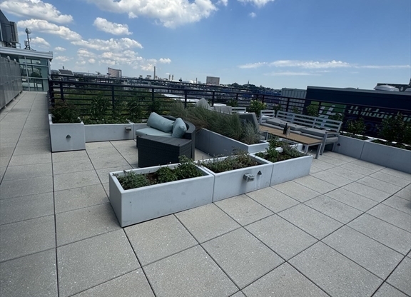2 beds, 1.5 baths, 1,125 sqft, $4,100, Unit 101