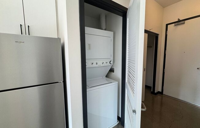 Studio, 1 bath, 515 sqft, $2,435, Unit 0709