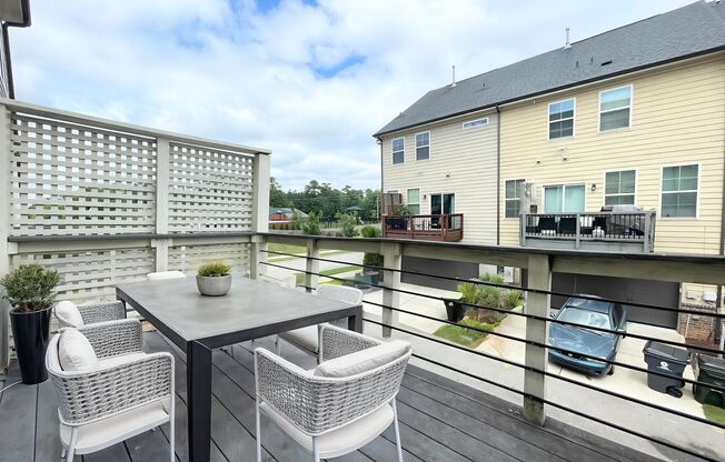 3 beds, 3.5 baths, $2,175