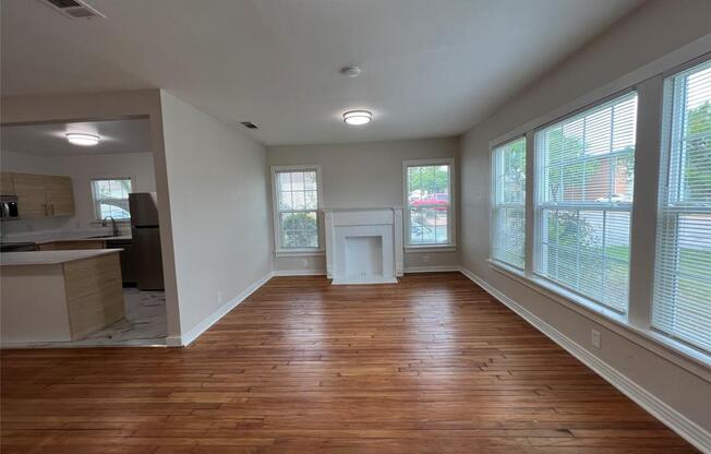 3139 W 4 ST