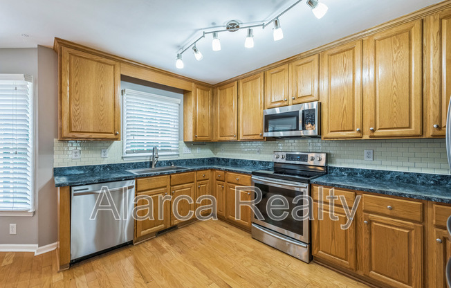 9647 WHITEWOOD TRL