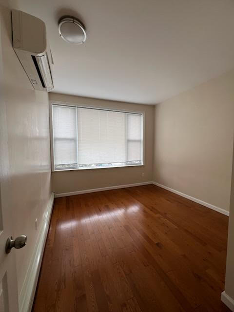 8684 15 AVE