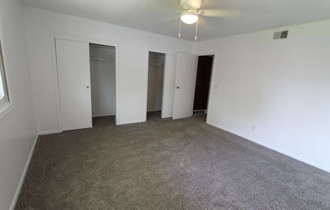 1 bed, 1 bath, 800 sqft, $810, Unit 117