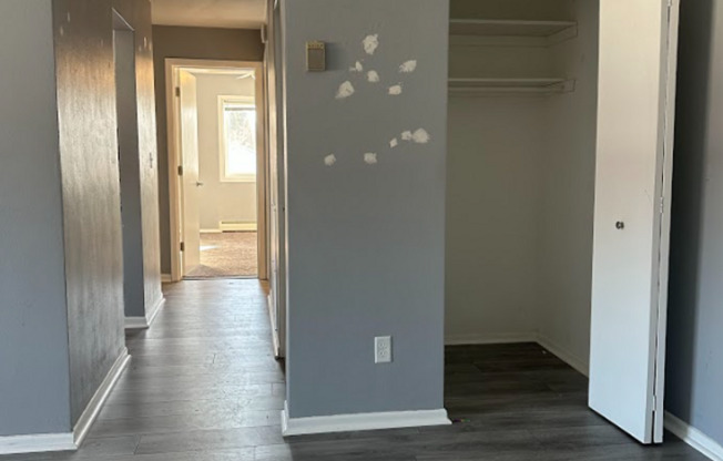 2 beds, 1 bath, 750 sqft, $1,349, Unit 1624-12