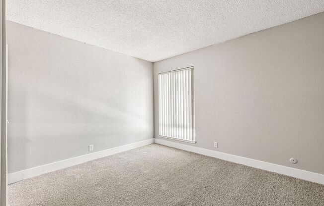 1 bed, 1 bath, 589 sqft, $1,400, Unit 08