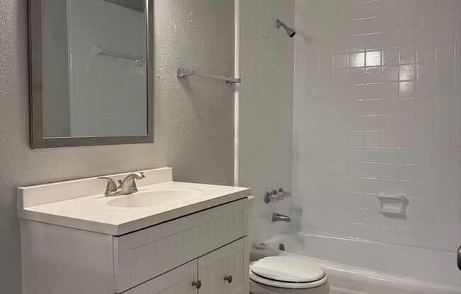 2 beds, 1.5 baths, 1,156 sqft, $1,250, Unit 15-1501