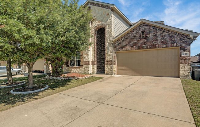 Charming & Convenient Living in McKinney – 4 Bed, 4 Bath Gem!