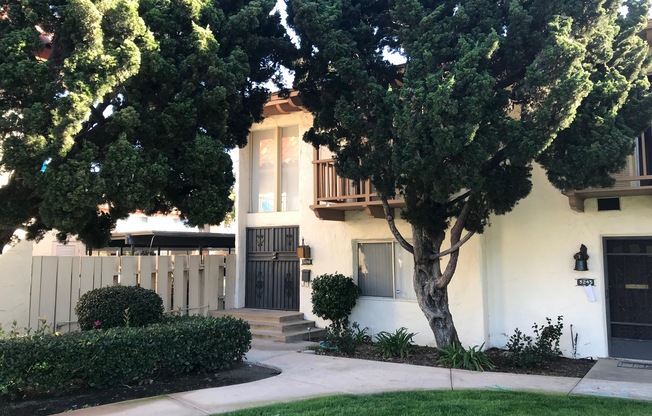 Remodeled Townhome in Point Loma/Sports Arena