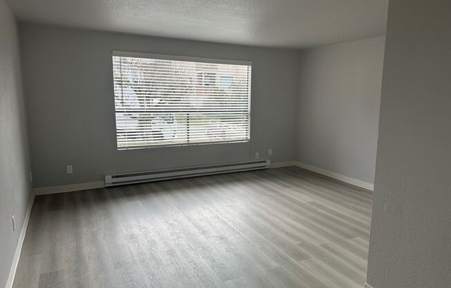 Highline Villas - Renovated 1-Bedroom Apartment | Steps from Downtown Burien