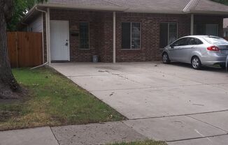 1547 N Burns