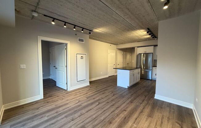 1 bed, 1 bath, 681 sqft, $2,550, Unit 952-309