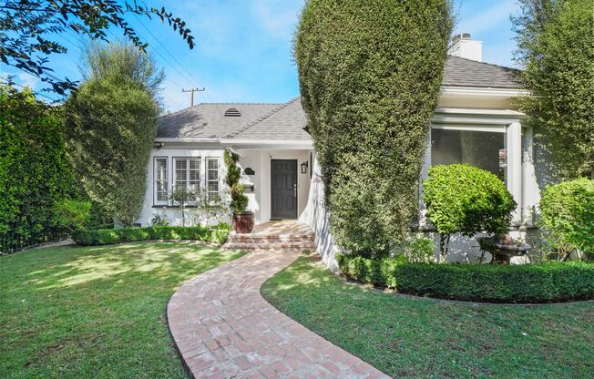 Beverly Grove 3bed 4bath Stunning home!