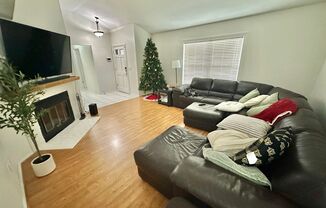 3 beds, 2 baths, $2,795