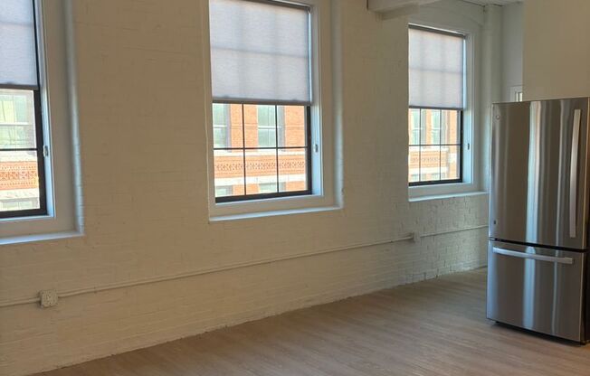 1 bed, 1 bath, 745 sqft, $2,375, Unit 405