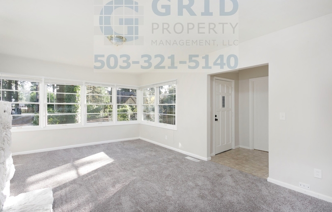 Spacious 3 Bedroom Home Available on Forested Lot - SE Portland!