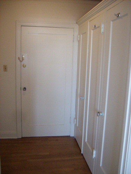 1 bed, 1 bath, $915, Unit 302