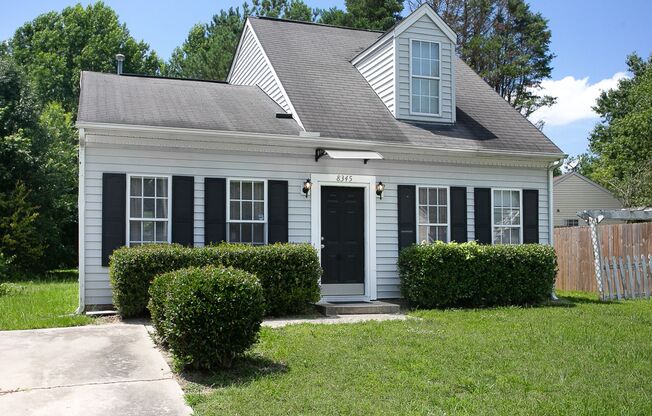 Available 8/10 - Adorable 3 Bed, 2 Bath Home in Berkshire Downs!