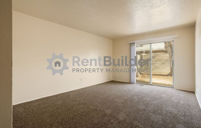 2 beds, 1 bath, 750 sqft, $1,095, Unit Unit 2-B